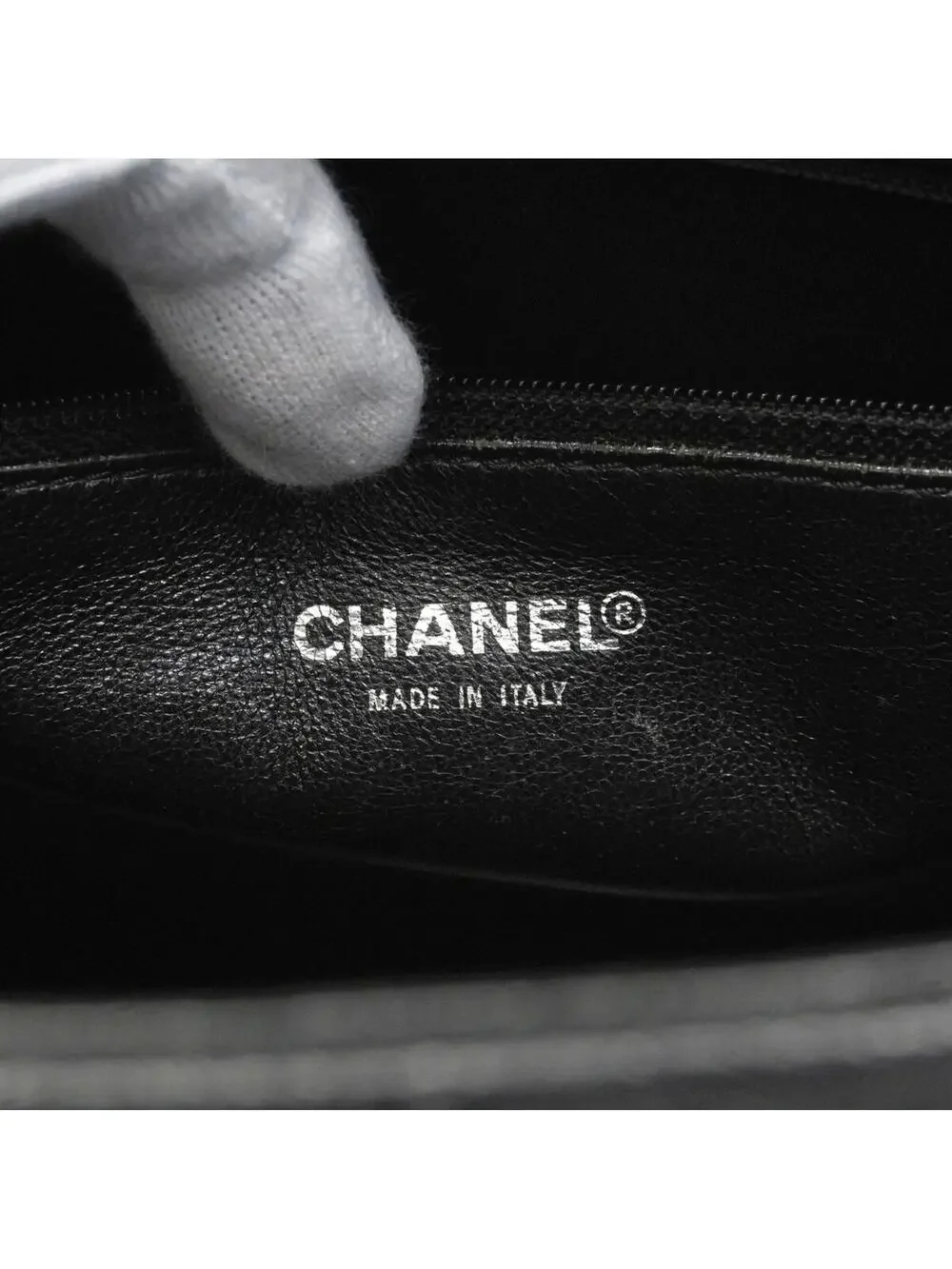 Chanel Medallion Tote Quilted Caviar #342112C19B